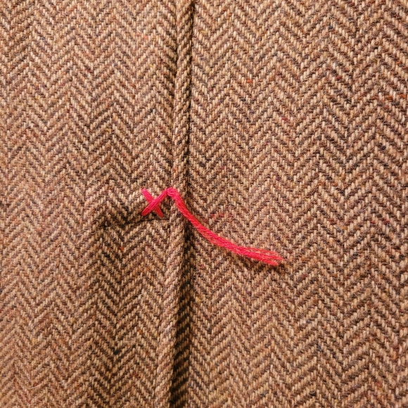 Hand stitched Blazer - Picture 7 of 8